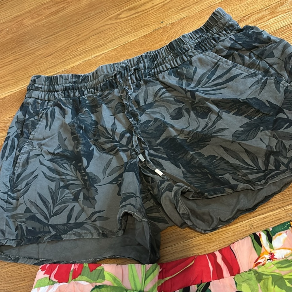 Tropical short bundle - Picture 3 of 3